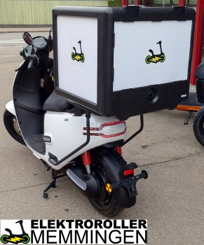 HORWIN EK1 DS Elektroroller mit 45 km/h in Weiß mit optionaler Enviado 100 Liter Thermobox